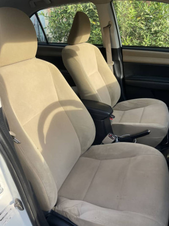 corolla-axio-big-6