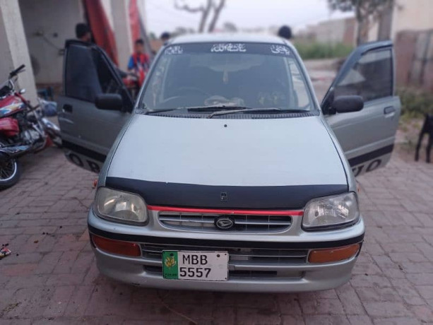 daihatsu-cuore-2006-big-5
