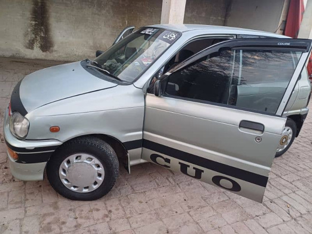 daihatsu-cuore-2006-big-4