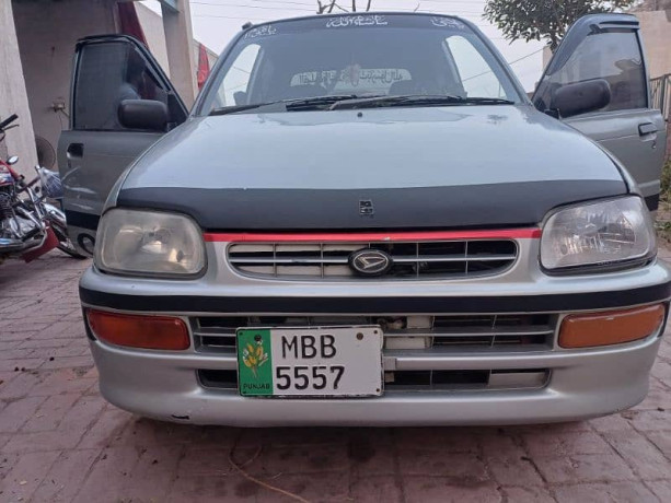 daihatsu-cuore-2006-big-6