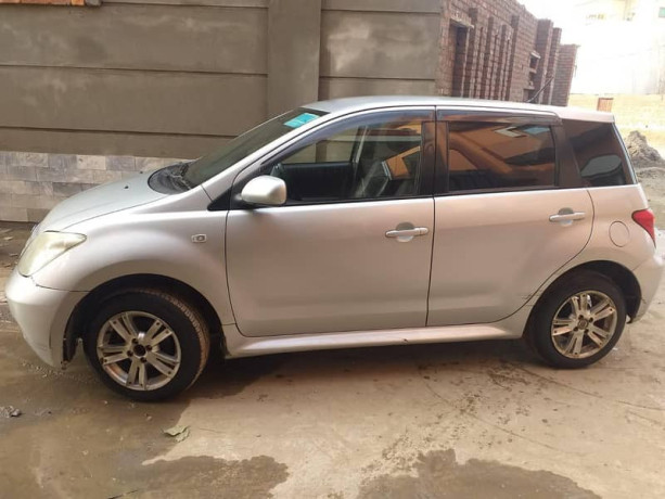 toyota-ist-20062012-13model-for-sale-in-gujrat-big-1