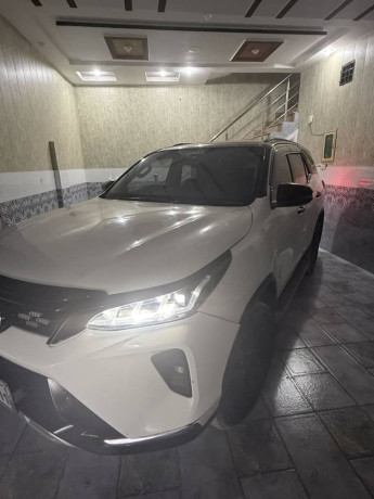 fortuner-for-sale-geniune-car-serious-buyers-only-big-3
