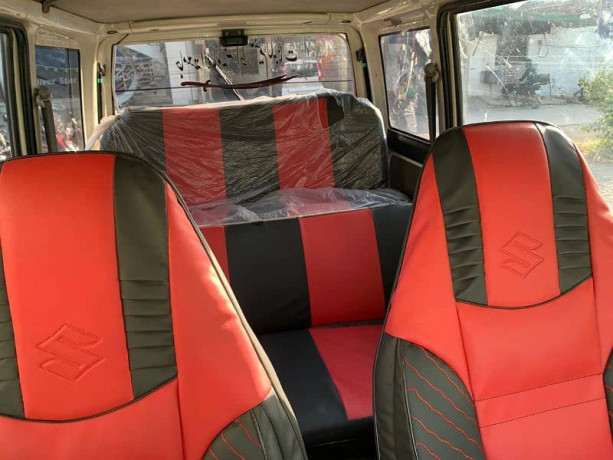 mitsubishi-minicab-bravo-2015-big-5