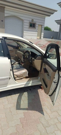 toyota-corolla-20-d-saloon-2003-03016447491-big-12