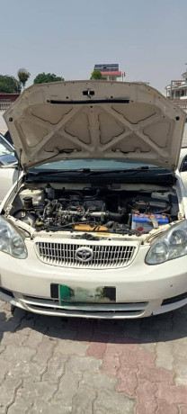 toyota-corolla-20-d-saloon-2003-03016447491-big-5