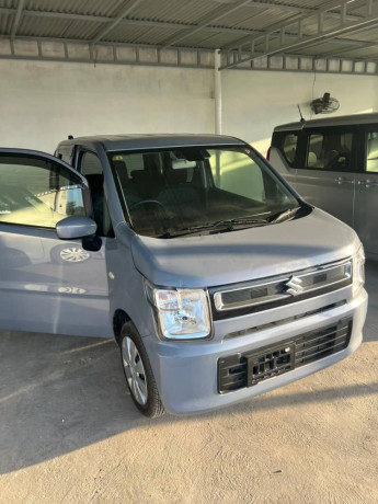 suzuki-wagon-r-20232025-big-1