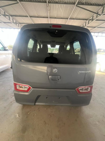 suzuki-wagon-r-20232025-big-4