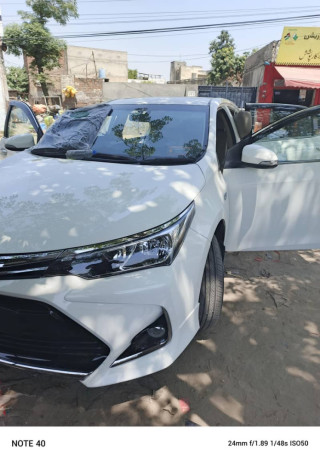 toyota-altis-grande-x-18-total-genuine-big-4