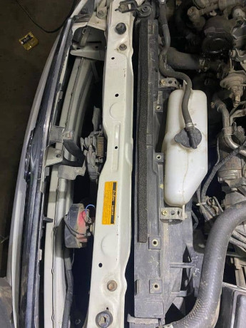 toyota-corolla-20-d-2004-big-2