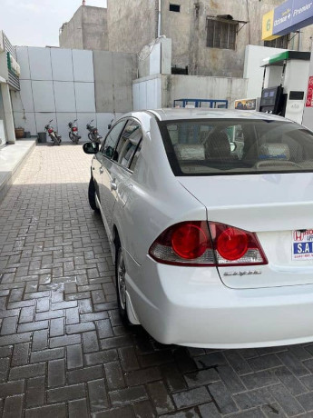 honda-civic-vti-2011-big-9