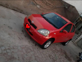 toyota-vitz-1999-10