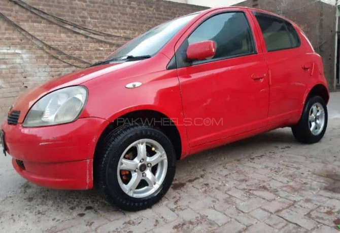toyota-vitz-1999-10-big-15