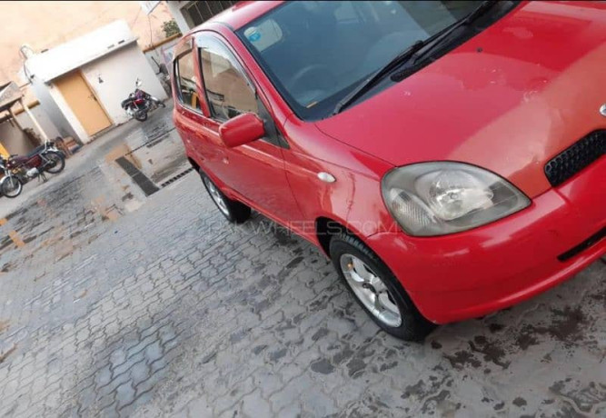 toyota-vitz-1999-10-big-13