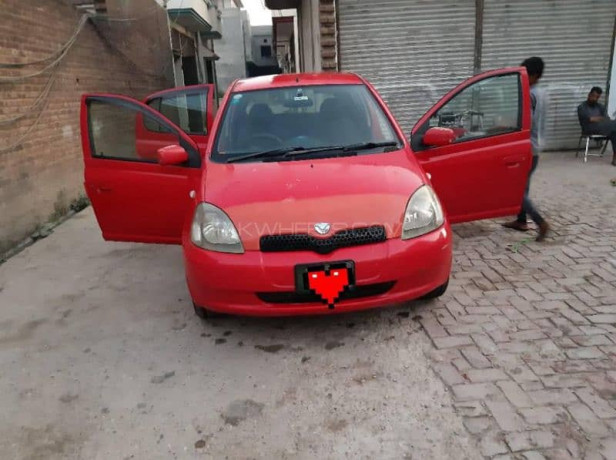 toyota-vitz-1999-10-big-7