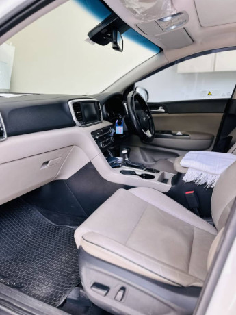 kia-sportage-awd-big-7