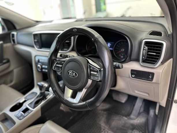 kia-sportage-awd-big-3