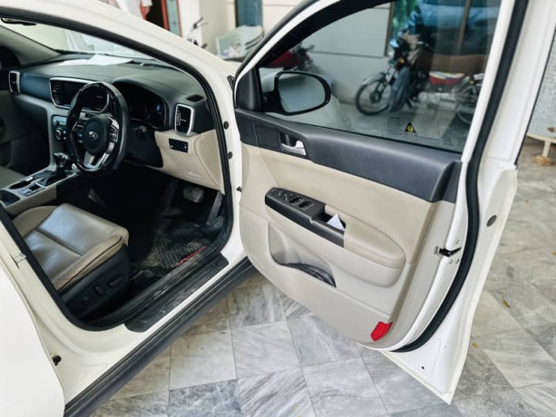 kia-sportage-awd-big-4
