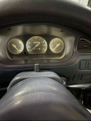 daihatsu-cuore-2004-big-6
