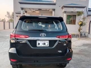 toyota-fortuner-g-2025