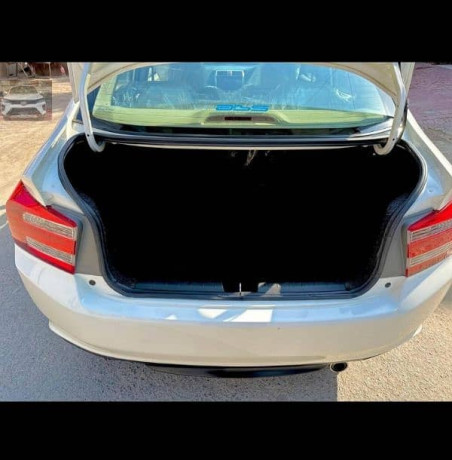 honda-city-ivtec-201718-big-11