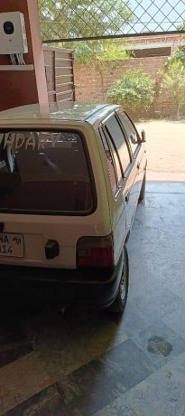 suzuki-mehran-2009-big-8
