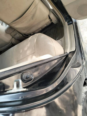 se-saloon-big-13