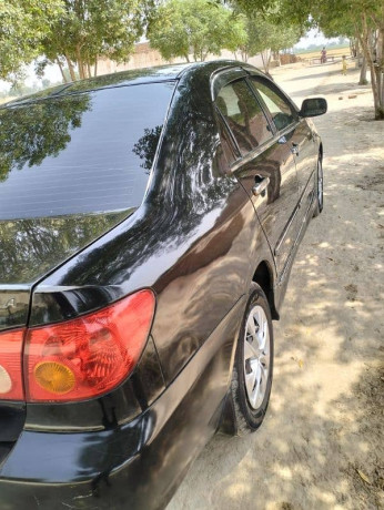 se-saloon-big-3