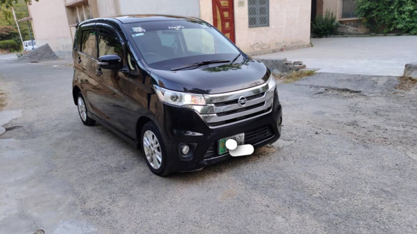 nissan-dayz-highway-star-2014-big-7