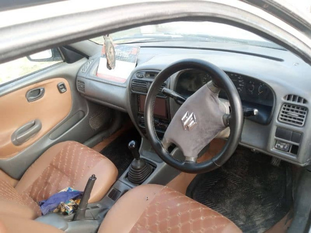 suzuki-baleno-2005-exchingbya-urjant-seal-big-1