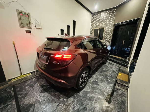 honda-vezel-2015-big-4