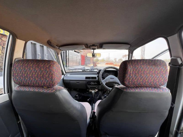 suzuki-mehran-vxr-2015-big-4