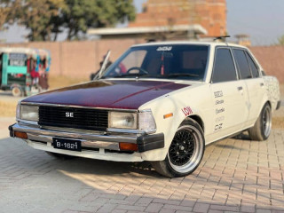 toyota-corolla-1982