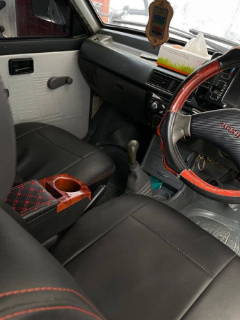suzuki-mehran-vxr-2003-big-8