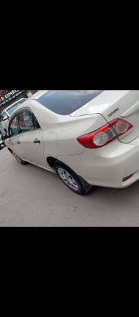 toyota-corolla-2012-big-1