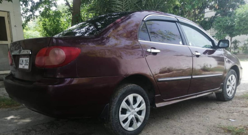 toyota-corolla-gli-2005-big-4