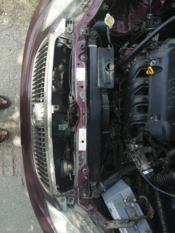toyota-corolla-gli-2005-big-11