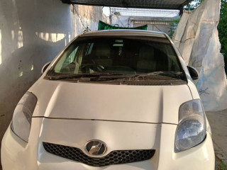 toyota-vitz-2010