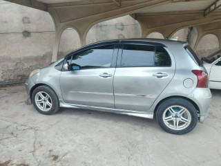 toyota-vitz-2006-13