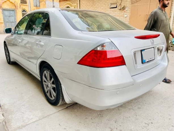 honda-accord-thai-model-2006-import-reg-2009-big-4