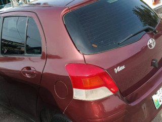 toyota-vitz-201015