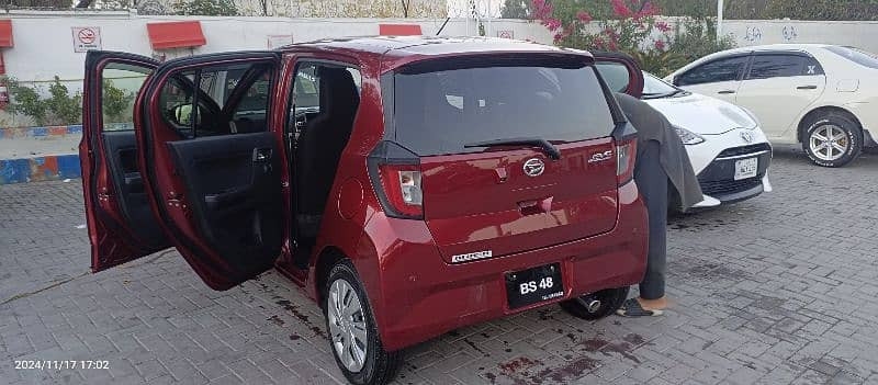 daihatsu-mira-20212024-big-3
