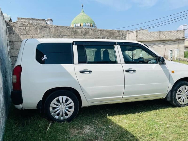toyota-probox-20062011-big-3