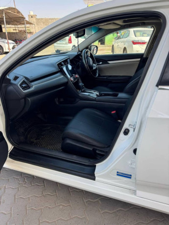 honda-civic-full-option-ug-a-big-7