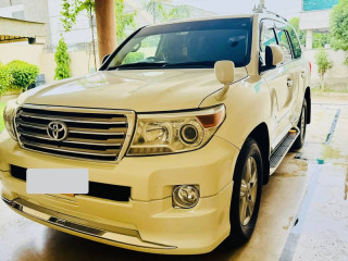 toyota-land-cruiser