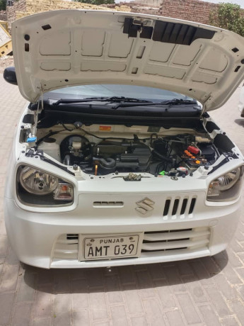 alto-vxr-22-model-white-big-11