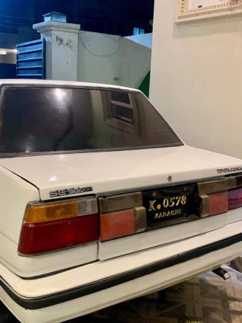 toyota-corolla-1986-big-1