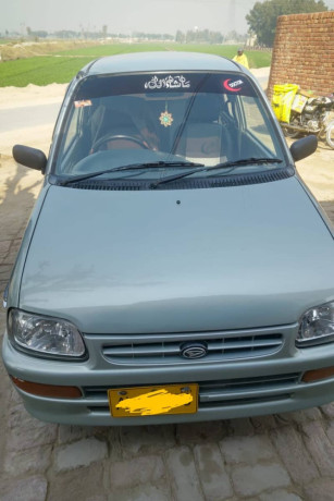 daihatsu-cuore-2011-big-11