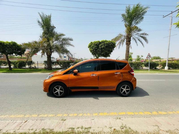 nissan-note-e-power-2017-big-13
