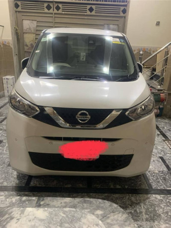 nissan-dayz-20202024-big-0