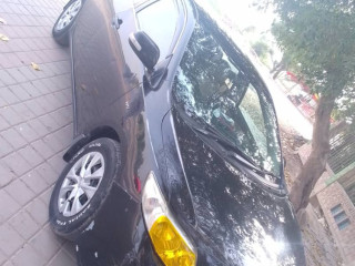 toyota-corolla-gli-2011-black-color
